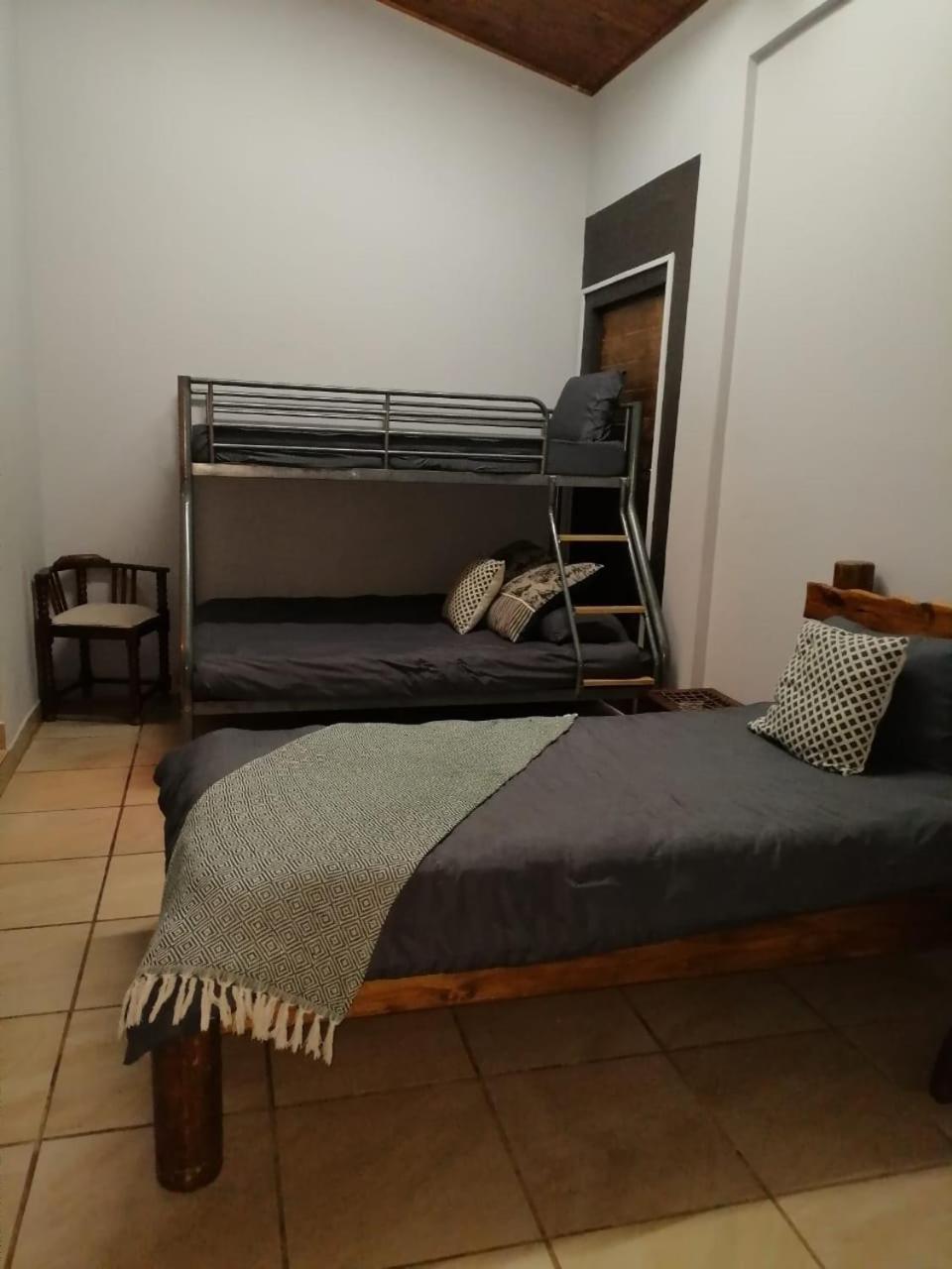 Ebenhaeser Overnight Accomodation Бела-Бела Экстерьер фото