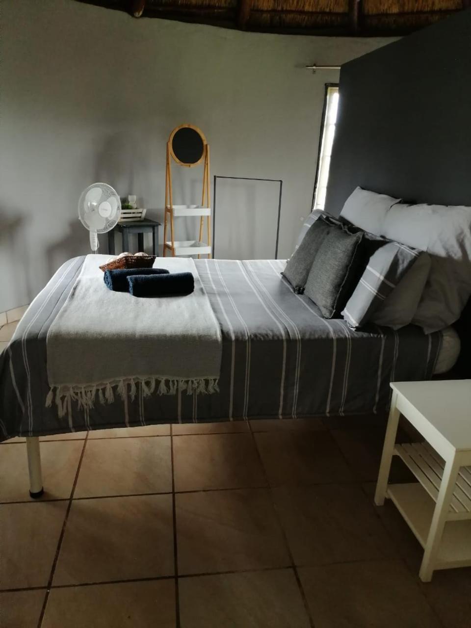 Ebenhaeser Overnight Accomodation Бела-Бела Экстерьер фото